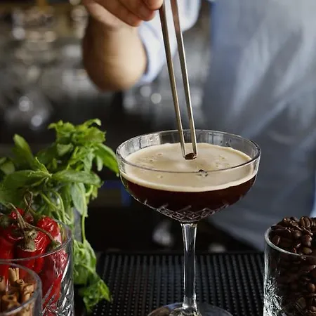 Galen House فندق 3*