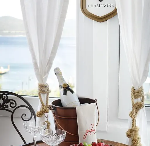 Galen House 호텔 3*